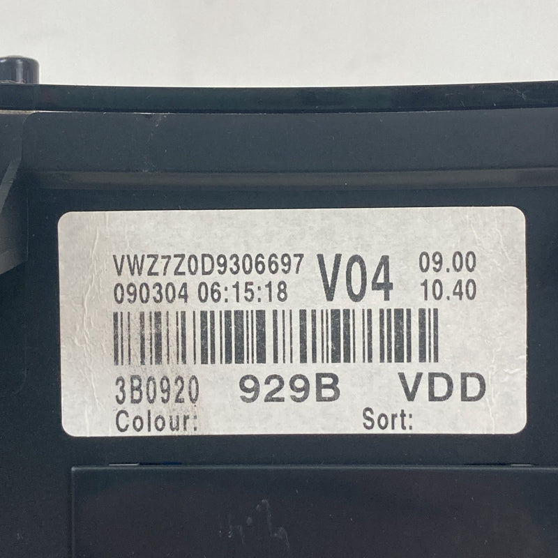 2001-2005 Volkswagen Passat Gauge Cluster Speedometer OEM #5491M
