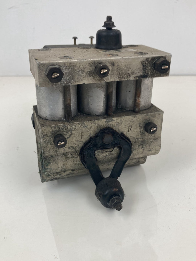1992 Volvo 940 944 - ABS Pump PN: 0265205010 A07925839 K9003012A