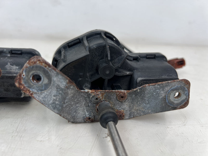 1998-2000 Volvo S70 V70 XC Front Headlight Lamp Wiper Motor Pair OEM #6856EM