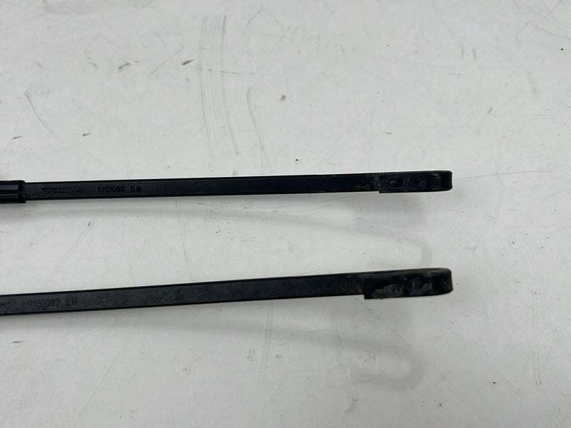 1993-1997 Volvo 850 Front Right & Left Windshield Wiper Arm Pair OEM