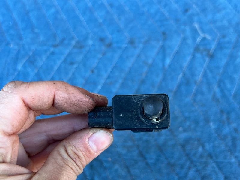 2002-2005 BMW 330xi 325xi E46 Hood Open Close Alarm Sensor Switch OEM #4812EM