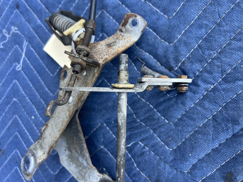 1973 Volvo 140 142 - Throttle Cable