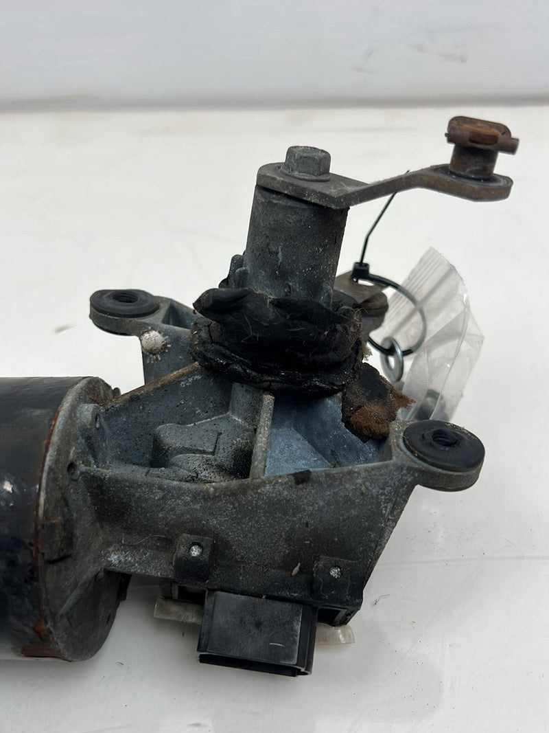 1975-1980 Volvo 244 240 Front Windshield Wiper Motor w/ Bolts OEM #5339EM