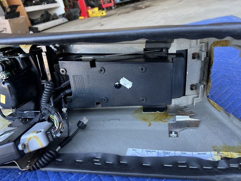 1998-2003 Jaguar XJR XJ8 X308 Center Console Assembly Black Trim OEM #4652E