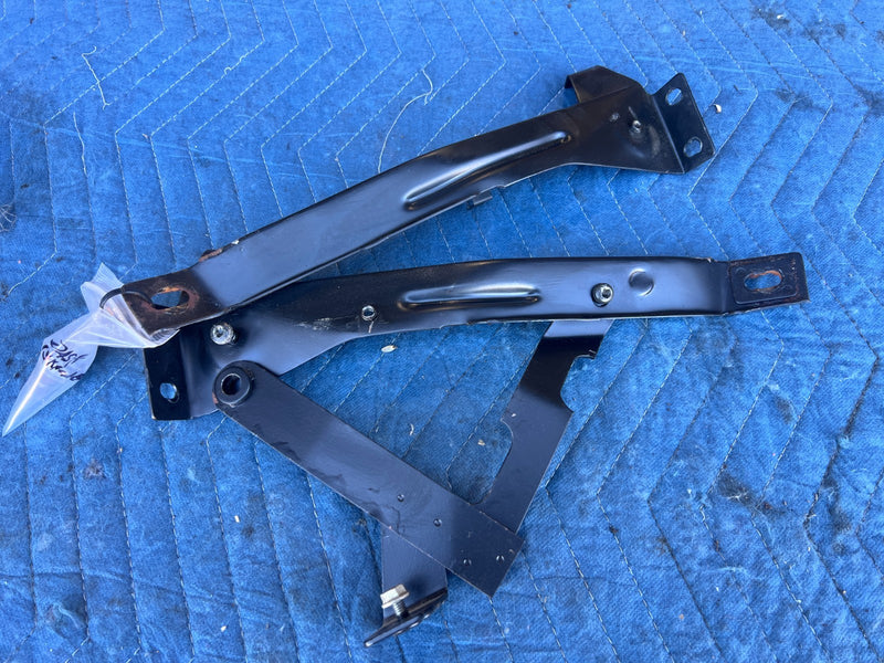 1986-1993 Volvo 240 244 245 Front Dashboard Dash Mount Bracket Set OEM #4510EM