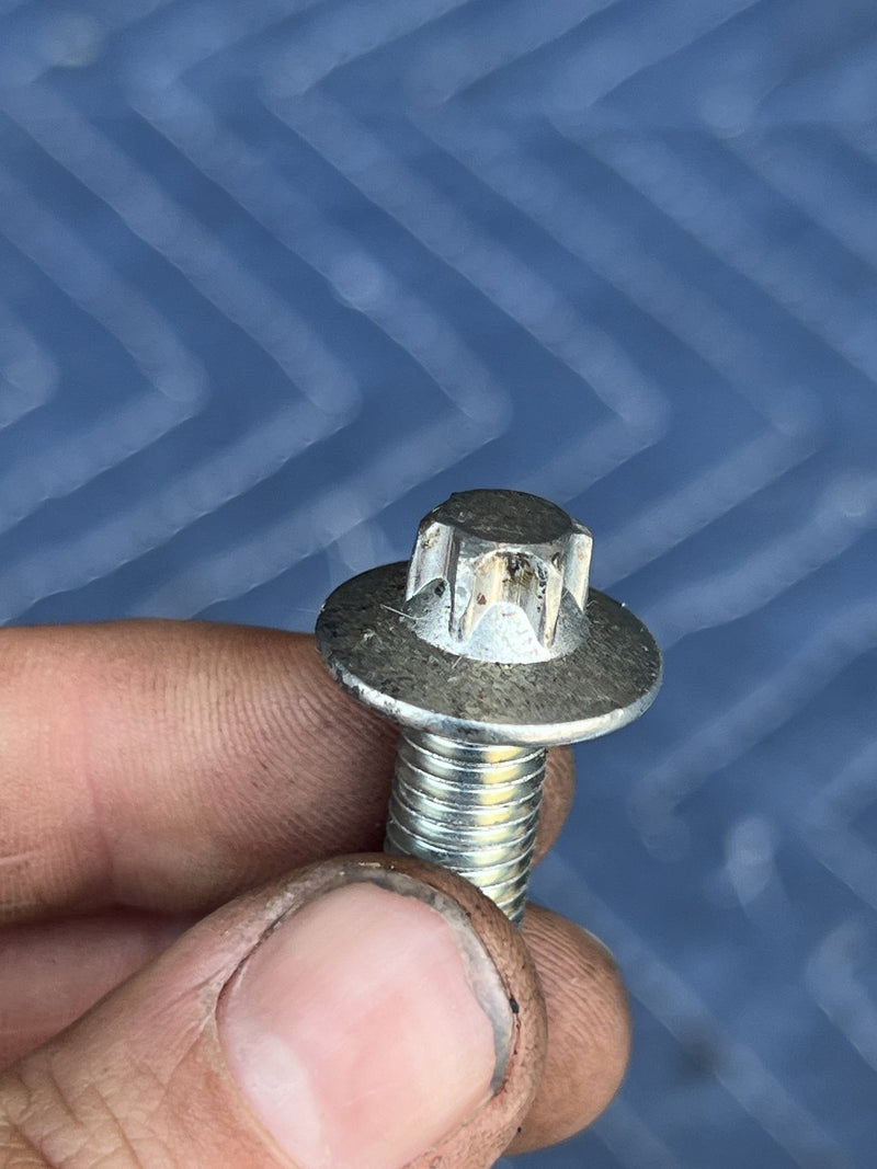 1973 Volvo 140 142 - Hardware