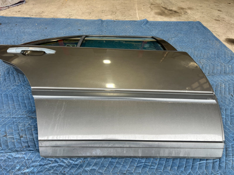 1986-1995 Mercedes 300D W124 Gray Rear Passenger Right Door Assembly OEM #2587EM