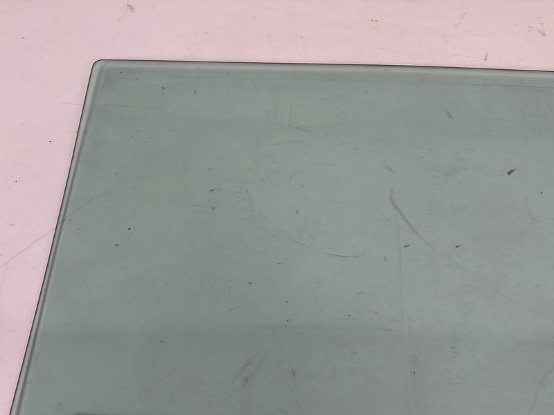 1986-1993 Volvo 240 244 Rear Passenger Right Window Glass 43R-001105 OEM #5580EM