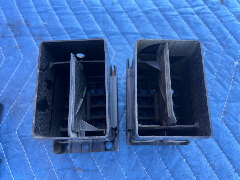 1986-1993 Volvo 240 244 Left Right Center Dash Air AC Heat Vent Set OEM #4308EM