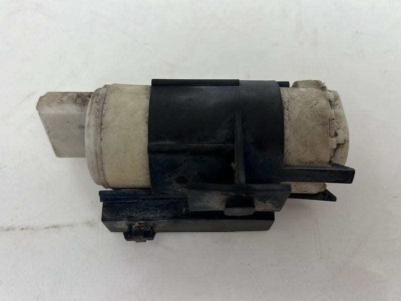 1993-1997 Volvo 850 Rear Windshield Washer Fluid Pump OEM