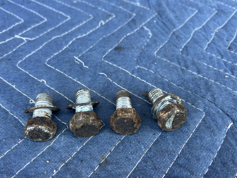 1973 Volvo 140 142 - Hardware