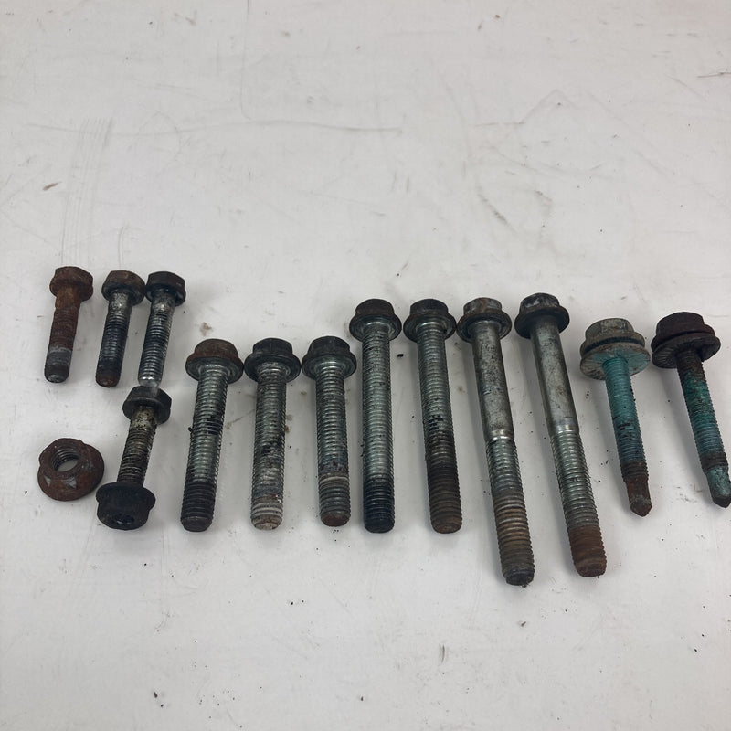 2001-2005 Volkswagen Passat Bell Housing Hardware Manual Transmission OEM #5511M