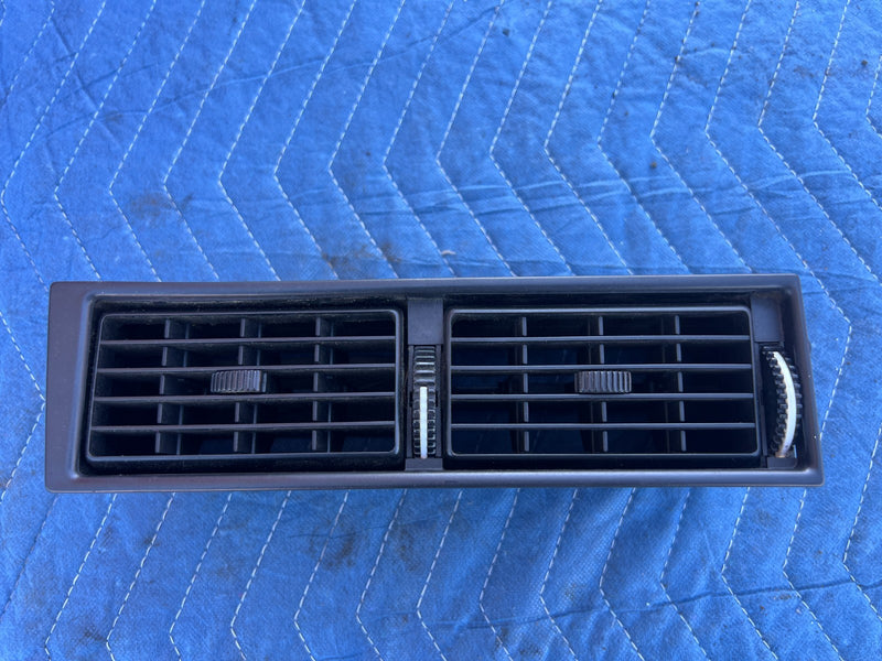 1986-1993 Volvo 240 244 Left Right Center Dash Air AC Heat Vent Set OEM #4308EM