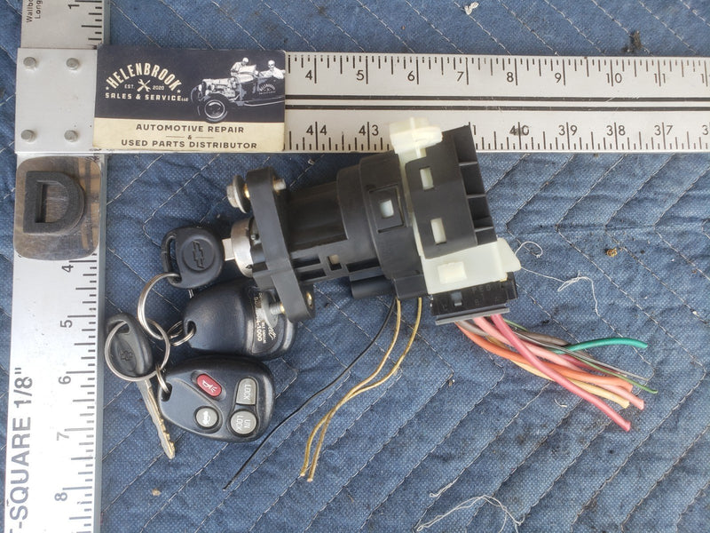 2000-2005 Chevy Impala Ignition Switch Assembly w/ Key 2023235-252C OEM #2171CN