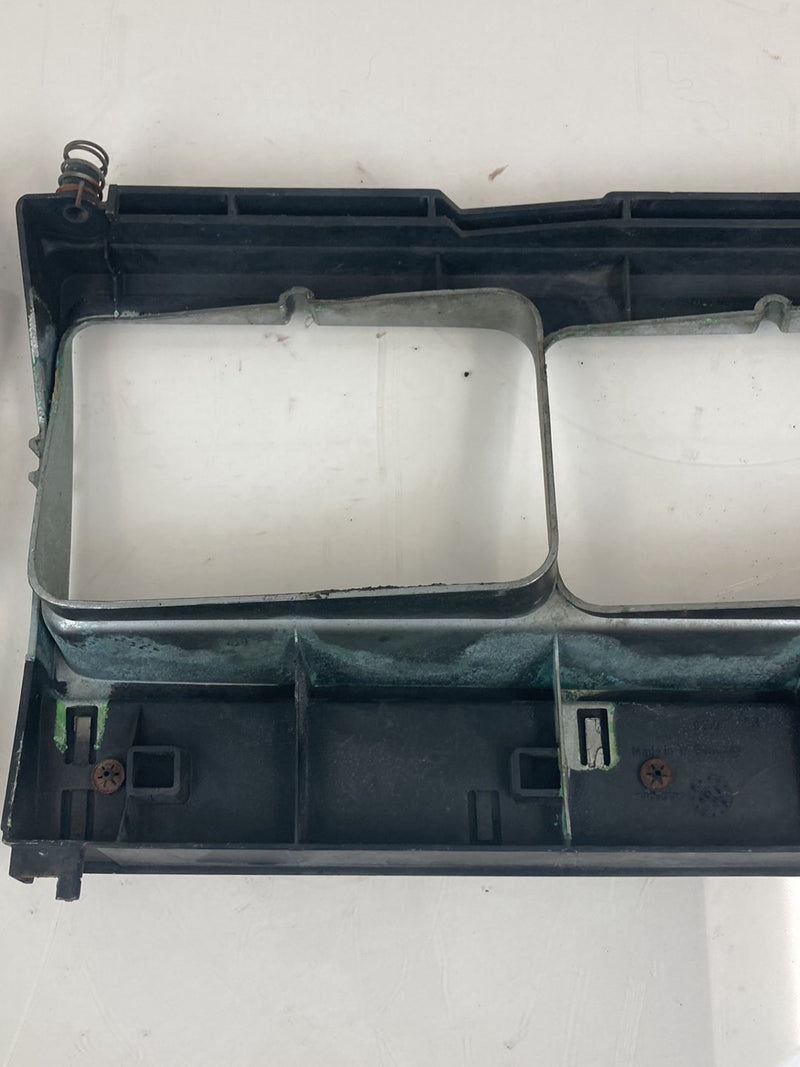1975-1980 Volvo 244 Headlight Bezel Quad Set Left Right Square OEM #4320M
