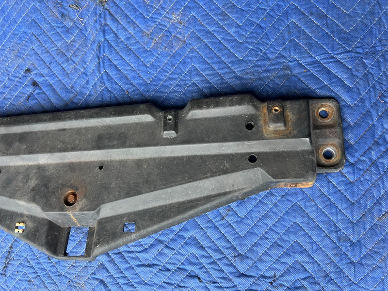 1992-1995 Volvo 940 740 Turbo Front Radiator Upper Panel Trim Cover OEM #3264EM