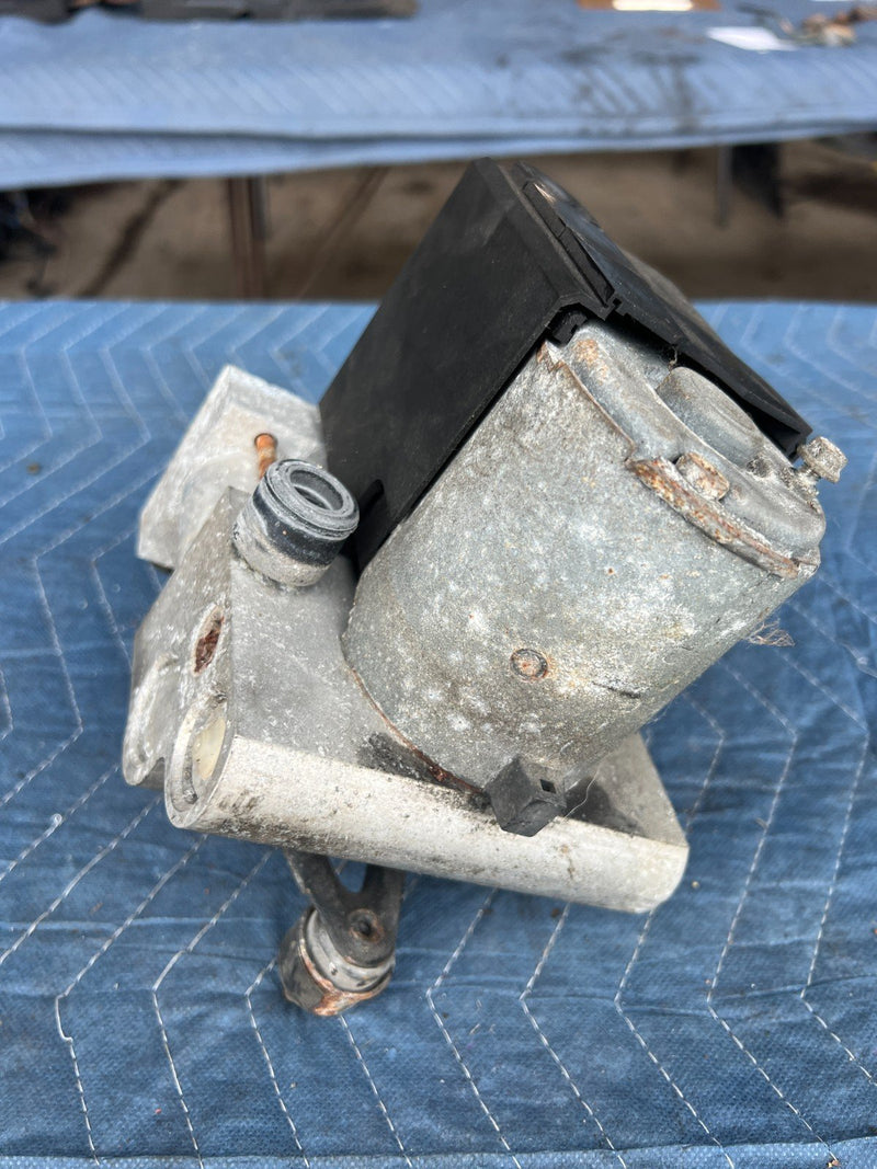 1992-1995 Volvo 940 740 ABS Block Pump Anti Lock Brakes Bosch OEM #3252EM