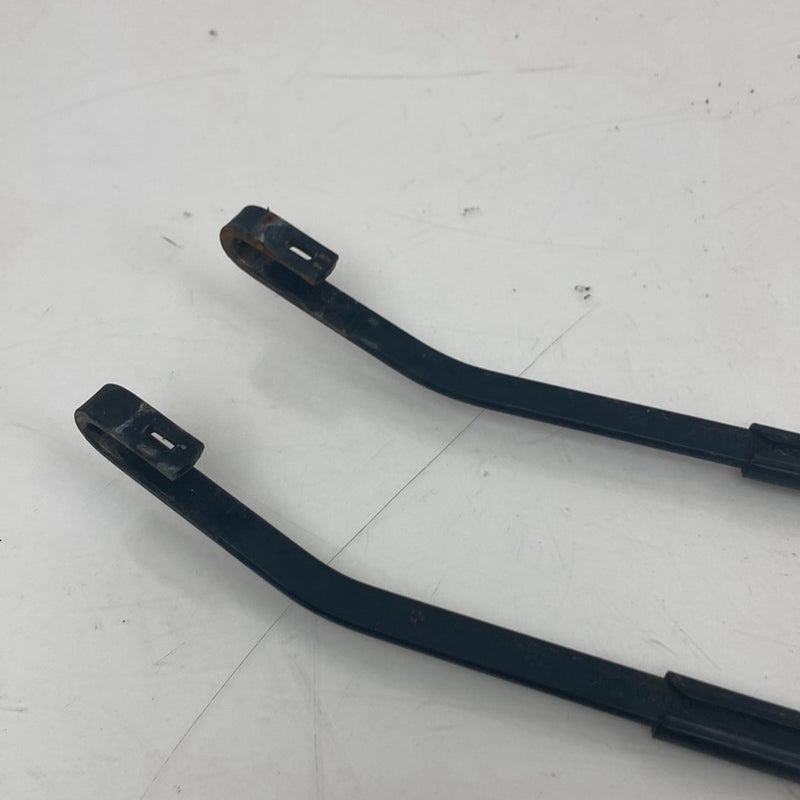 1999-2004 Land Rover Discovery II L550 Windshield Wiper Arm Pair OEM #5058M