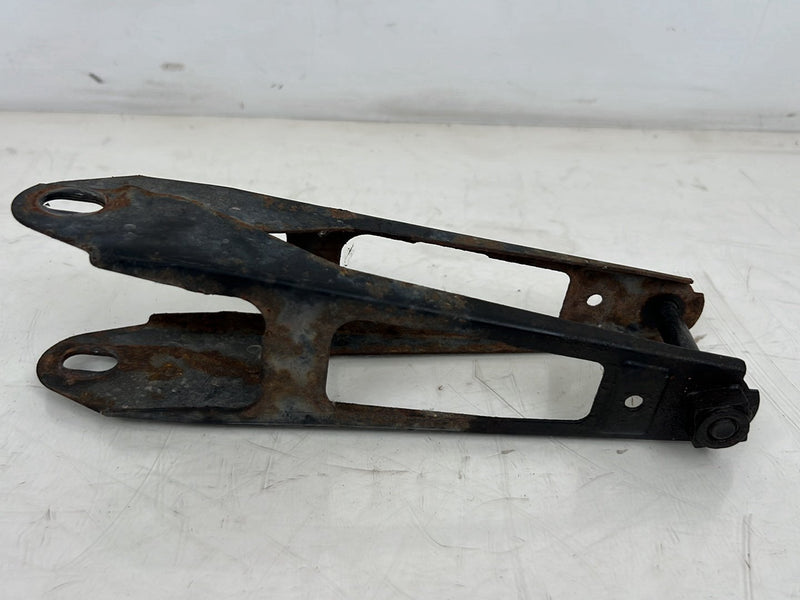 1993-1997 Volvo 850 Upper Engine Torque Rod Mount Bracket OEM
