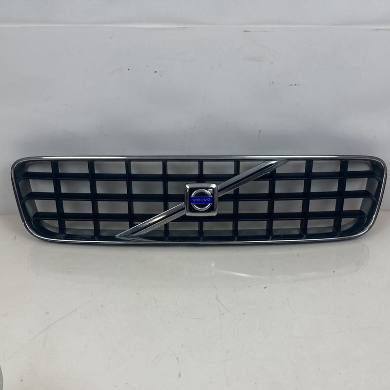 2005 Volvo XC90 I 275- Front Grille Chrome Blue Logo 8620641 08620587 #4861M