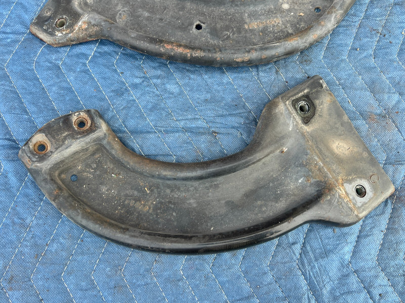 1999-2002 Chevy Silverado GM Fender Brace Support Angle Brackets OEM #1848CN