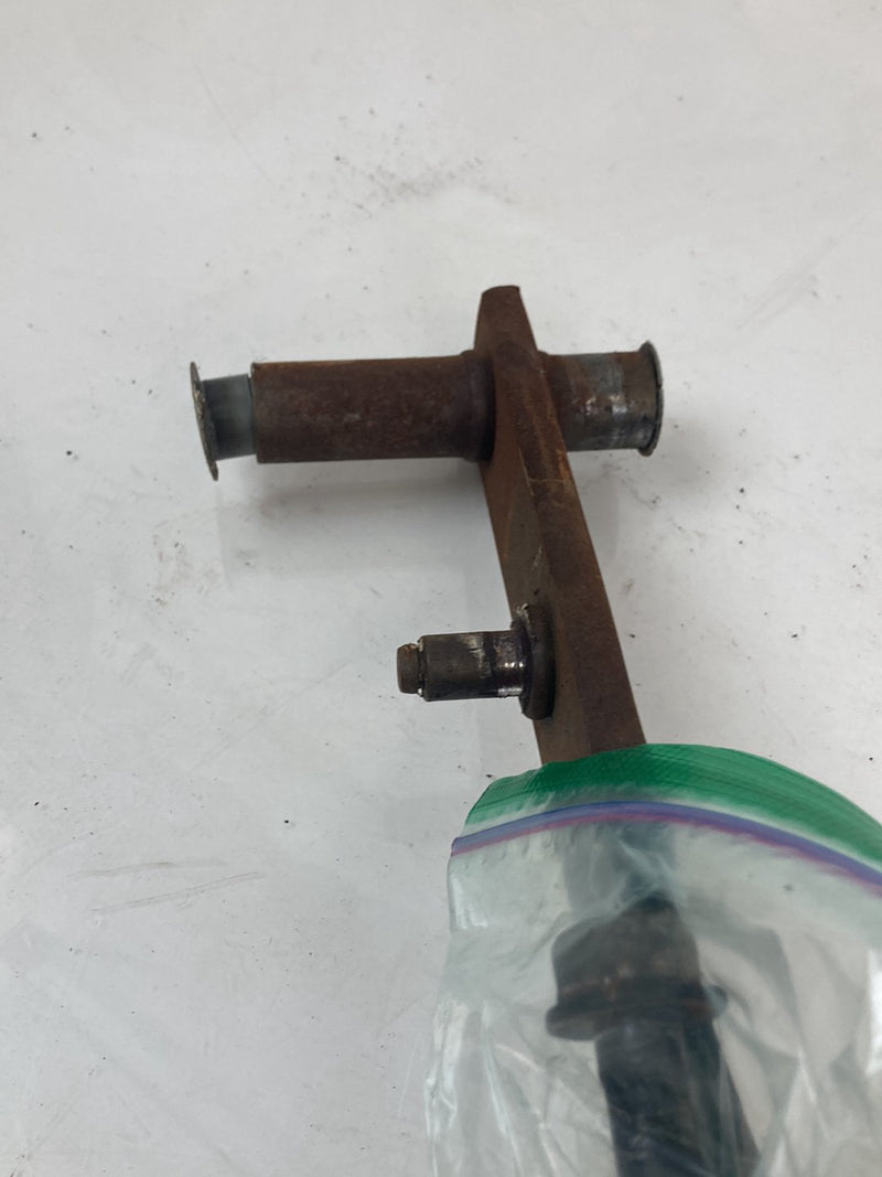 1988 Chevrolet Silverado 1500 GMT400 - Clutch Pedal PN: 15522092 13988
