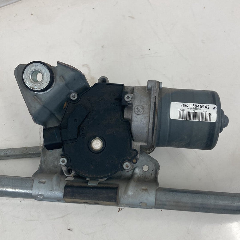 2007-2014 Chevrolet Silverado GMT900 Windshield Wiper Linkage Motor OEM #5339M
