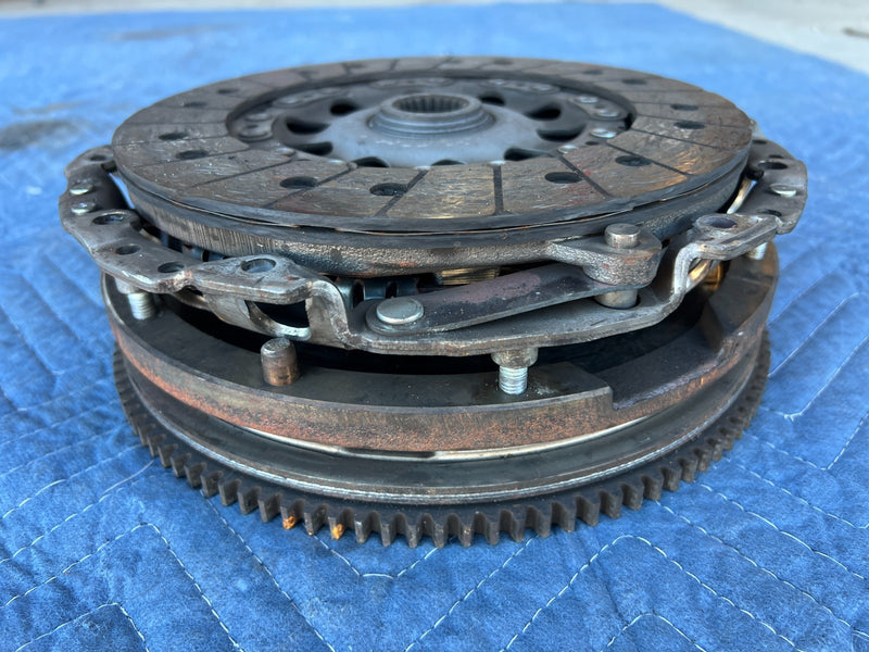 2000-2005 BMW 330xi 325xi E46 Flywheel & Clutch Assembly Manual Trans OE #4839EM