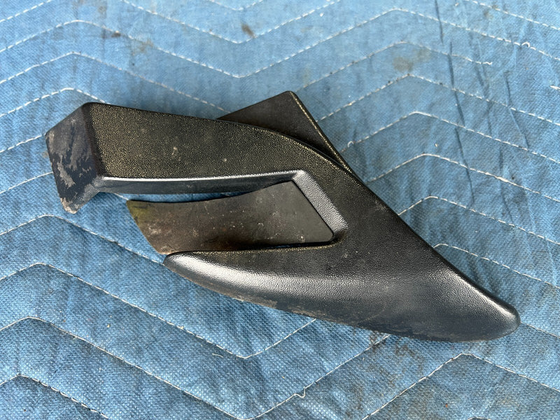 1999-2007 Chevy Silverado 15045455 Windshield Cowl Caps Trim Finish OEM #1551CN