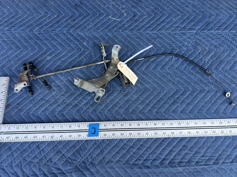 1973 Volvo 140 142 - Throttle Cable