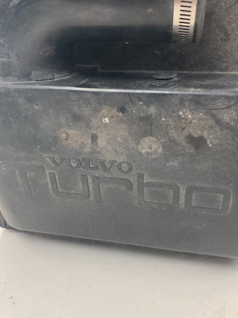 1992 Volvo 940 944 - Air Filter Box PN: 3531829