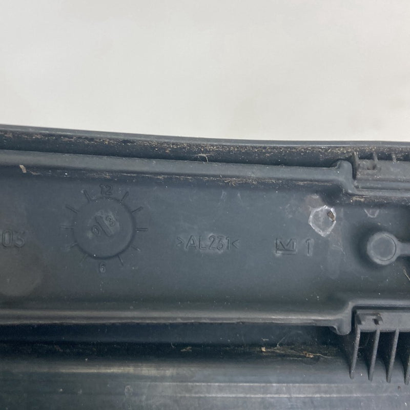 2003-2007 BMW 545i E60 Windshield Wiper Arm Pair 7035103 179903 OEM #4964M