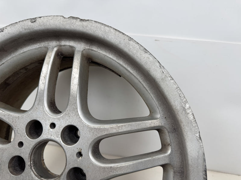 1999 BMW 540i E39 - Wheel