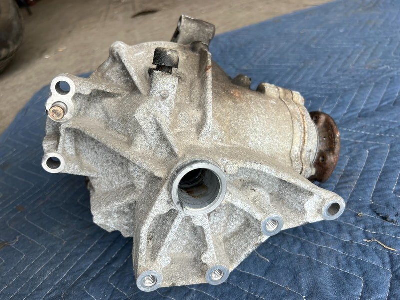 1998-2003 Mercedes W210 E320 Wagon Transfer Case Assembly Angle Gear OEM #4716EM