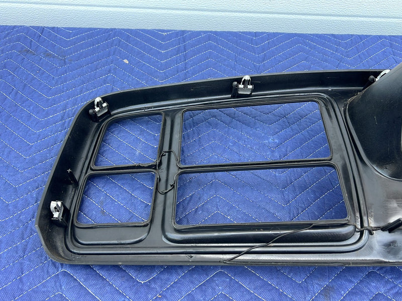Chevrolet Silverado - Gauge Cluster Trim PN: 15178706