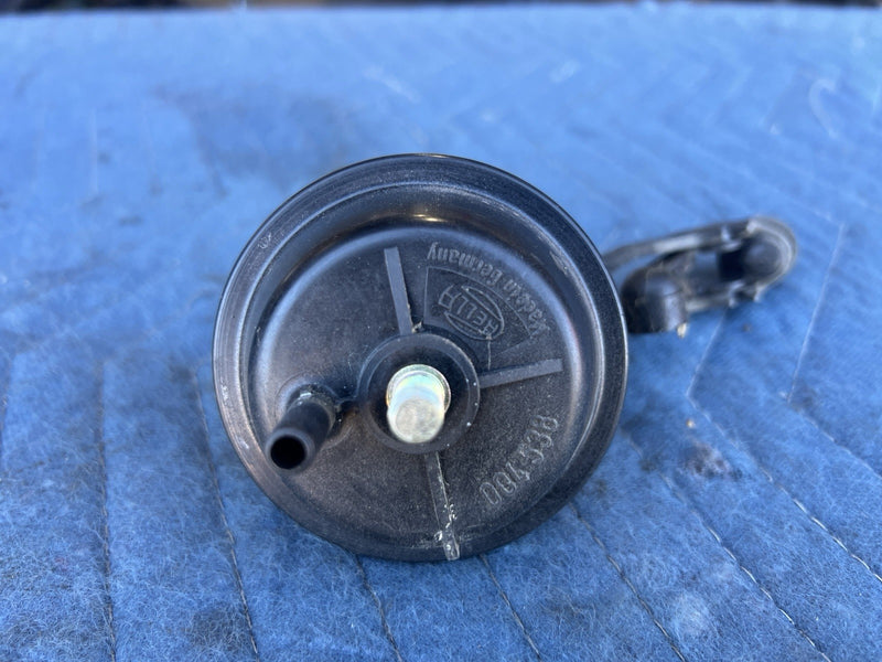 1986-1993 Volvo 240 244 245 Gas Pedal Assembly w/Cover & Vacuum Valve OEM #5051E