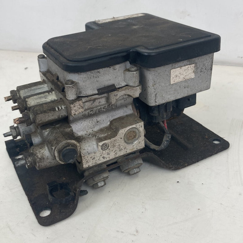 1995-1998 Chevrolet Silverado 2500 GMT400 ABS Pump 12765501 OEM