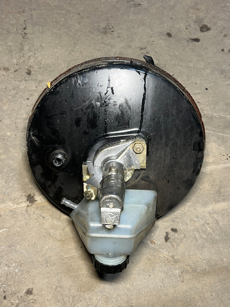 1986-1995 Mercedes 300D W124 Brake Booster & Master Cylinder Assembly OE #2762EM