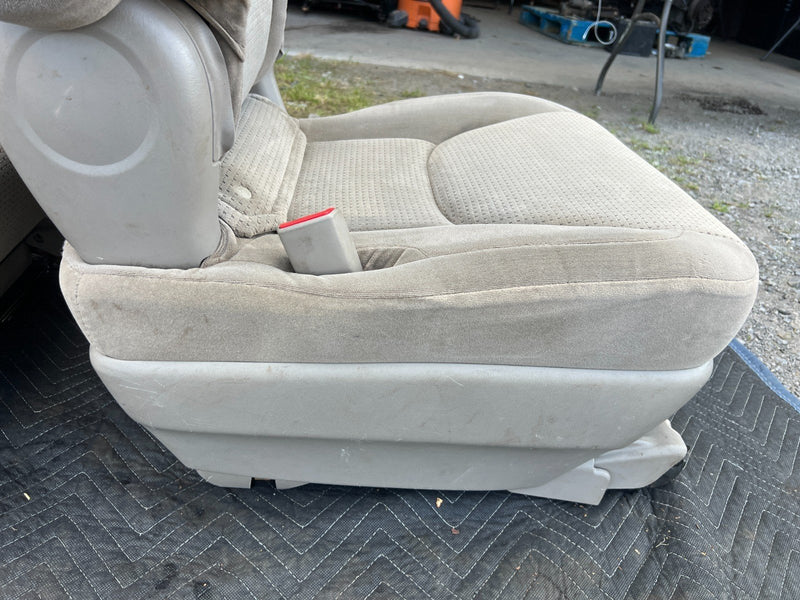 2004-2010 Toyota Sienna Rear Second Row RH & LH Cloth Seat Pair Beige OE #3627EM