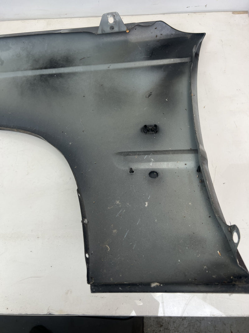 1998-2000 Volvo S70 V70 XC Front Passenger Right Fender Trim Black OEM #6902EM