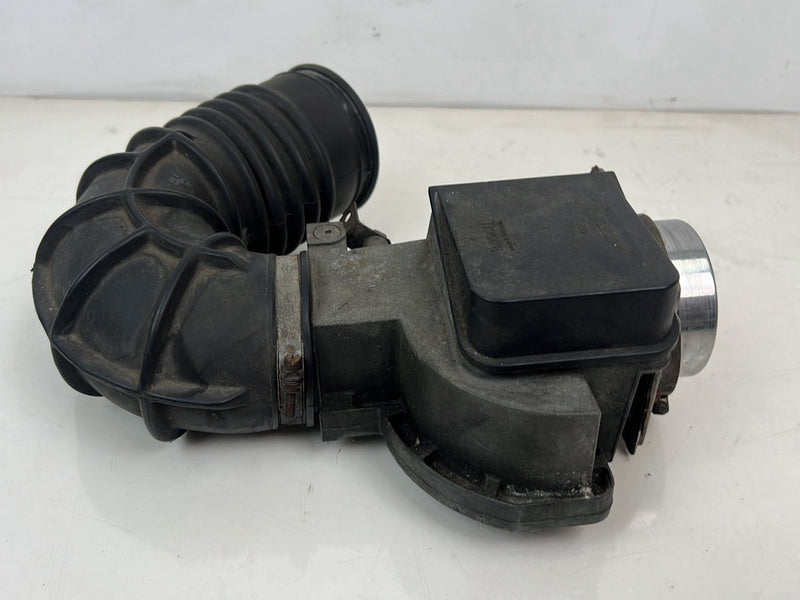 1983-1985 Porsche 944 MAF Mass Air Flow Sensor w/ Duct Tube Hose Boot OE #5672EM