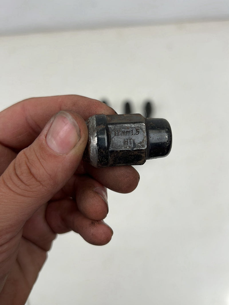 1998-2000 Volvo V70R V70 Wheel Stud Lug Nut Set of 19 OEM #5937EM