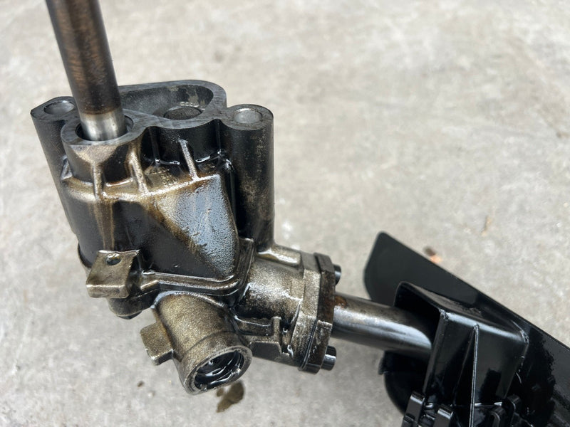 1985-1992 Volkswagen Golf Oil Pump w/ Mounting Bolts OEM