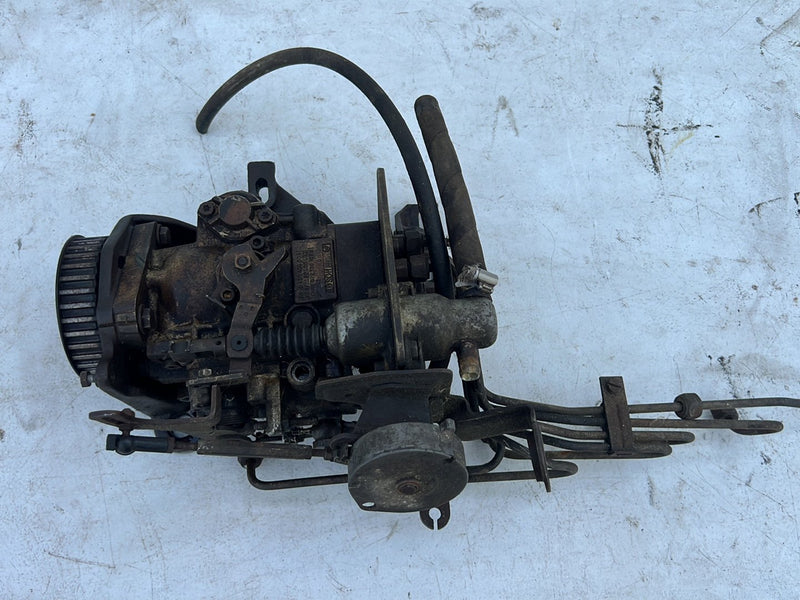 1975-1980 Volvo 244 D24 Diesel Bosch Fuel Injection Pump w/ Linkage OEM #5430EM