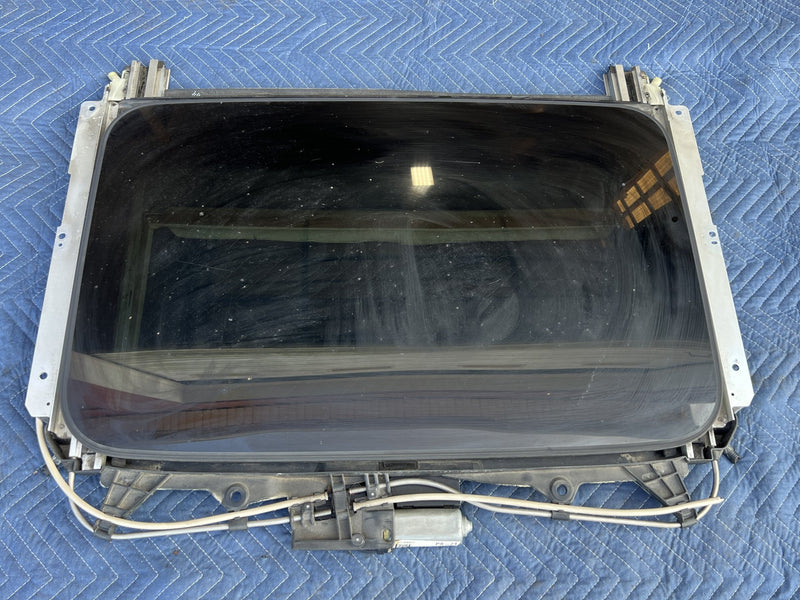 2006-2012 Mitsubishi Eclipse III Sunroof Assembly Cassette 30001900E OEM #5007M