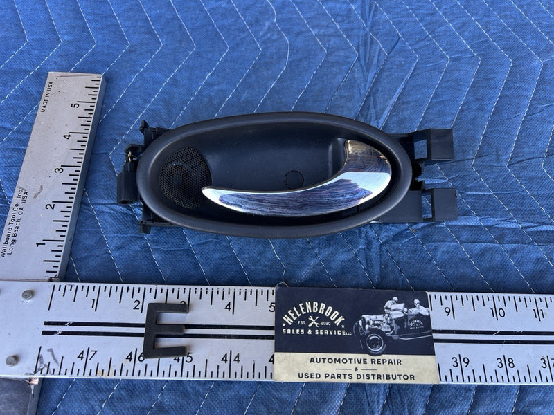1998-2003 Jaguar XJR XJ8 Passenger Rear Interior Door Handle w/Speaker #4592E