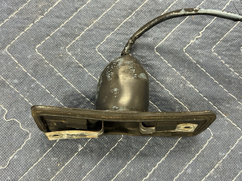 Volvo 240 242 244 245 Fender Turn Side Marker Light Socket 1234246 OEM #3945E