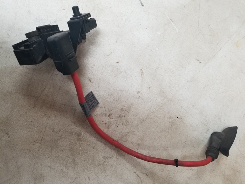 2001-2006 E46 BMW 330i 330XI POSITIVE RED OEM ORIGINAL CABLE POST JUMP  #286CN