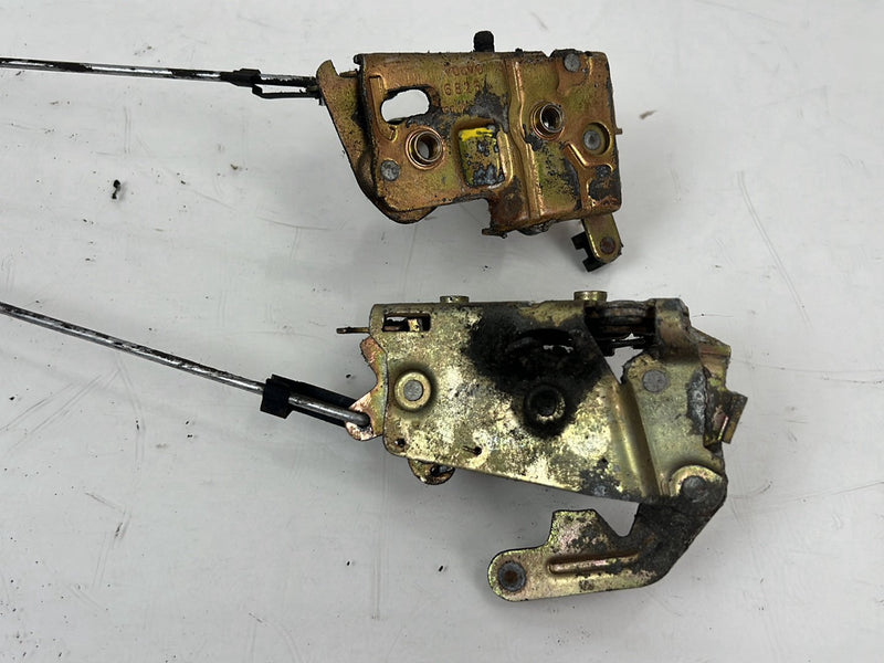1986-1993 Volvo 240 244 Door Lock Latch Actuator w/ Linkage Rods Set of 4 OEM #5583EM