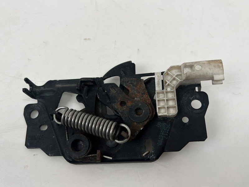 2013-2019 Ford Escape Front Engine Bonnet Hood Catch Latch 352117 OEM #5452EM